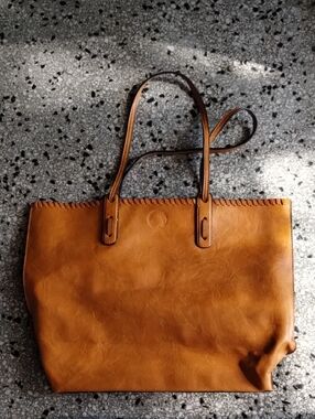 Classic Honey Colored Tote Bag - Women's Shoulder Bag